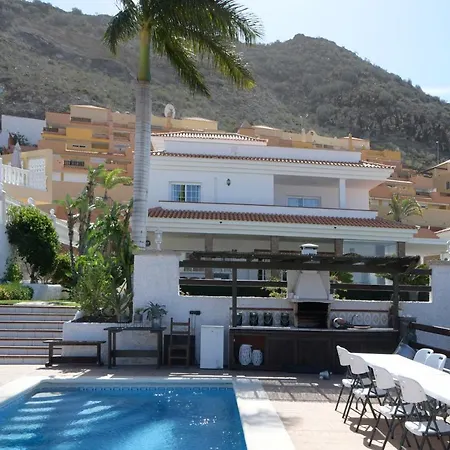 Marianna Con Piscina Climatizada Y Barbacoa أذيخي