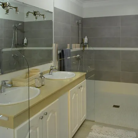 Marianna Con Piscina Climatizada Y Barbacoa Villa