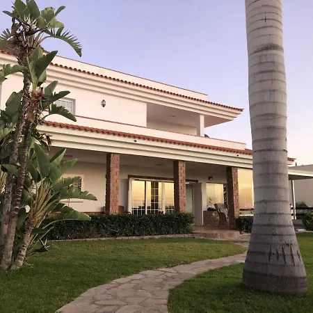 Marianna Con Piscina Climatizada Y Barbacoa Адехе