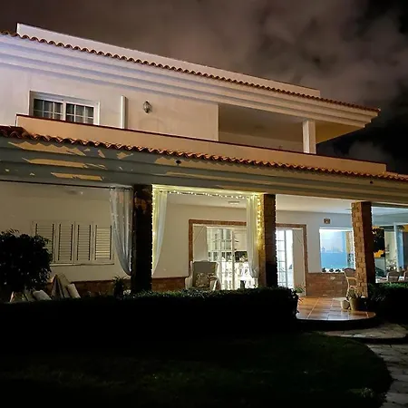 Marianna Con Piscina Climatizada Y Barbacoa