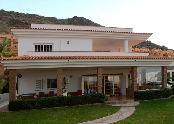 Marianna Con Piscina Climatizada Y Barbacoa 阿德耶