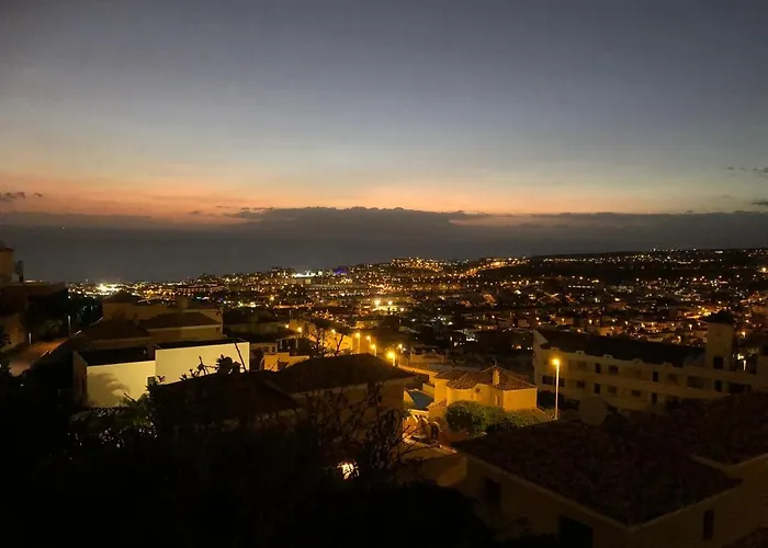 Marianna Con Piscina Climatizada Y Barbacoa Villa Costa Adeje