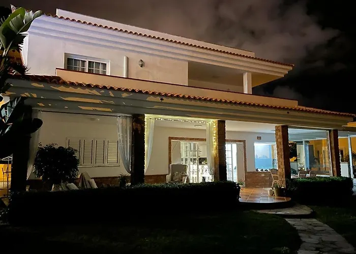 Marianna Con Piscina Climatizada Y Barbacoa