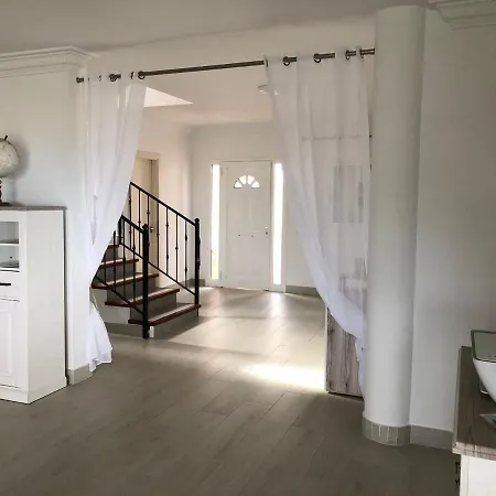 Marianna Con Piscina Climatizada Y Barbacoa Villa *