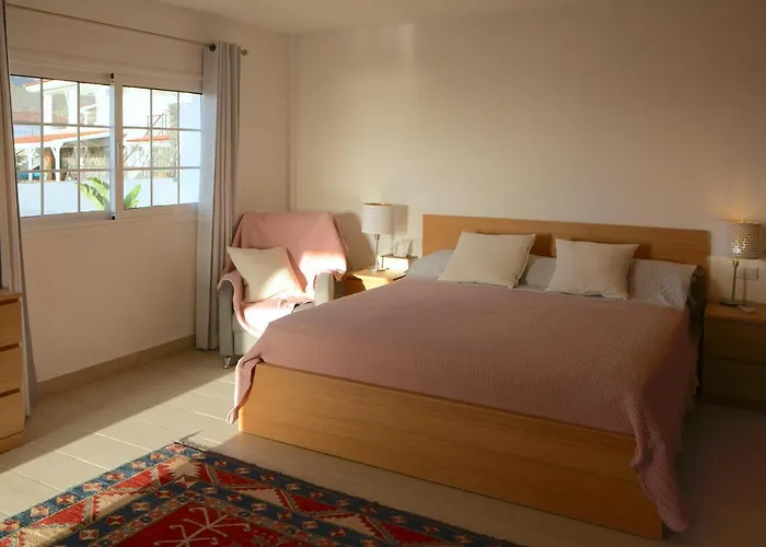 ヴィラ Marianna Con Piscina Climatizada Y Barbacoa